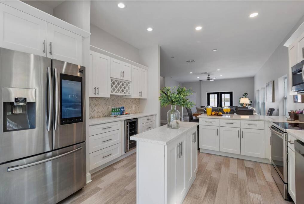 Florida Getaway With Backyard Pool Oasis Villa Sarasota Luaran gambar