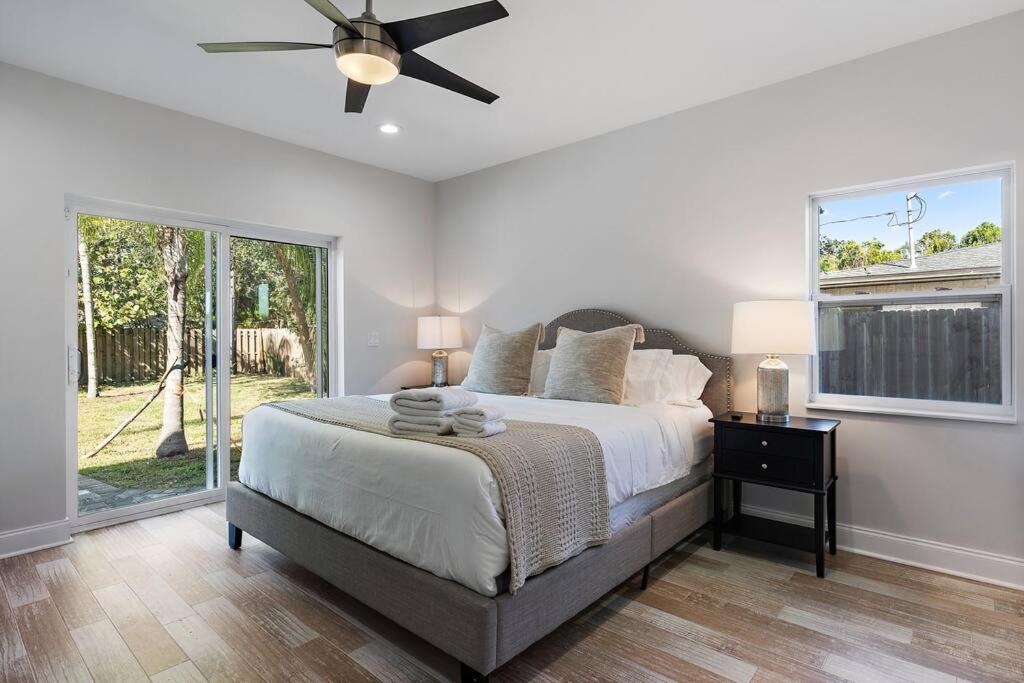 Florida Getaway With Backyard Pool Oasis Villa Sarasota Luaran gambar